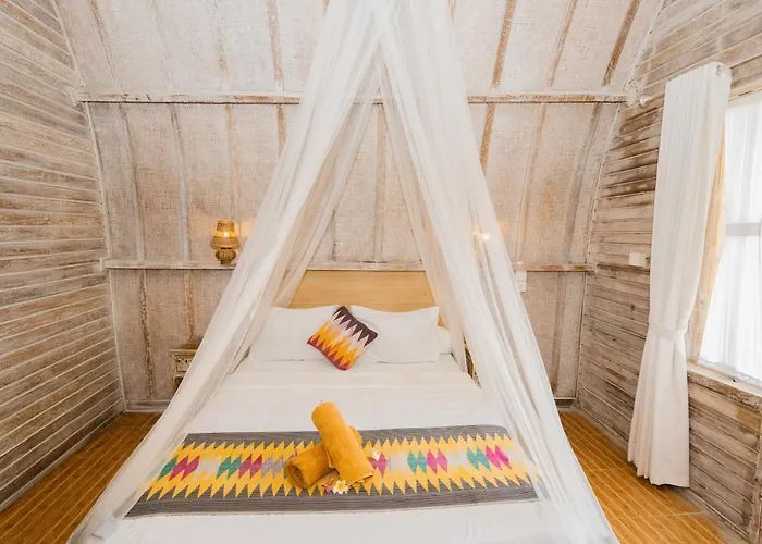 The Mel Huts 3* Batununggul